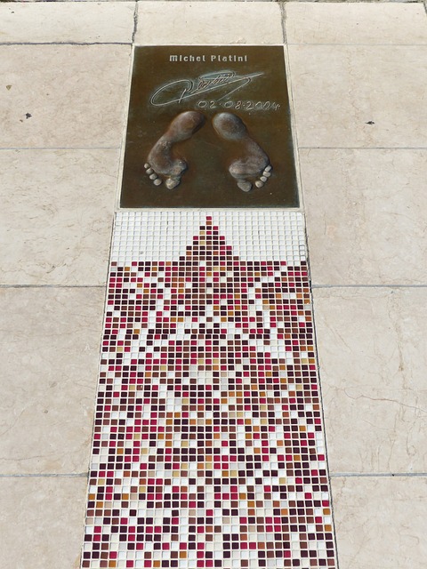 京多安与基 京多安与基